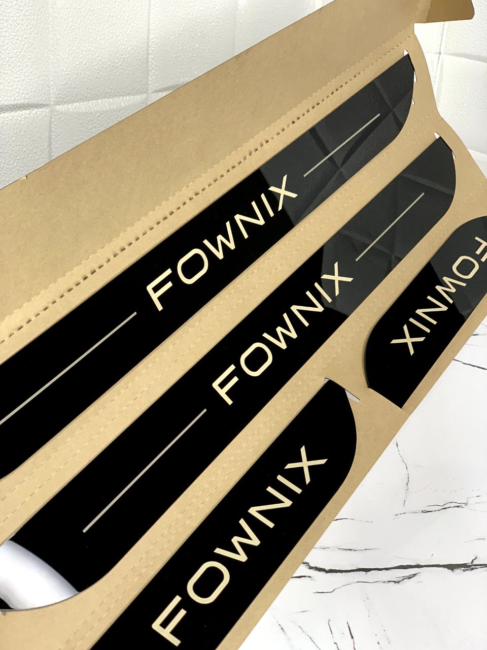 پارکابی شیشه ای مخصوص خودرو فونیکس | لوکس شاپ