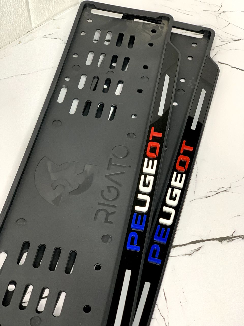 قاب پلاک پژو